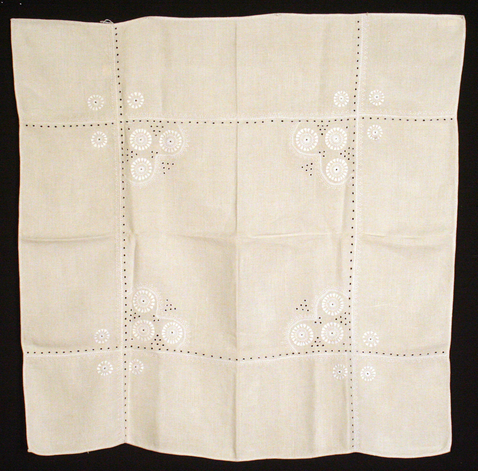 Polish linen table cloth with cutwork embroidery