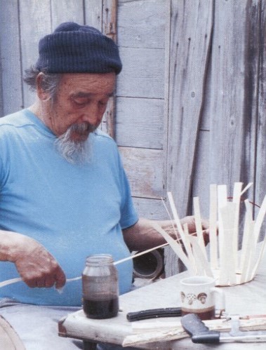 Ed White Pigeon making a black ash basket